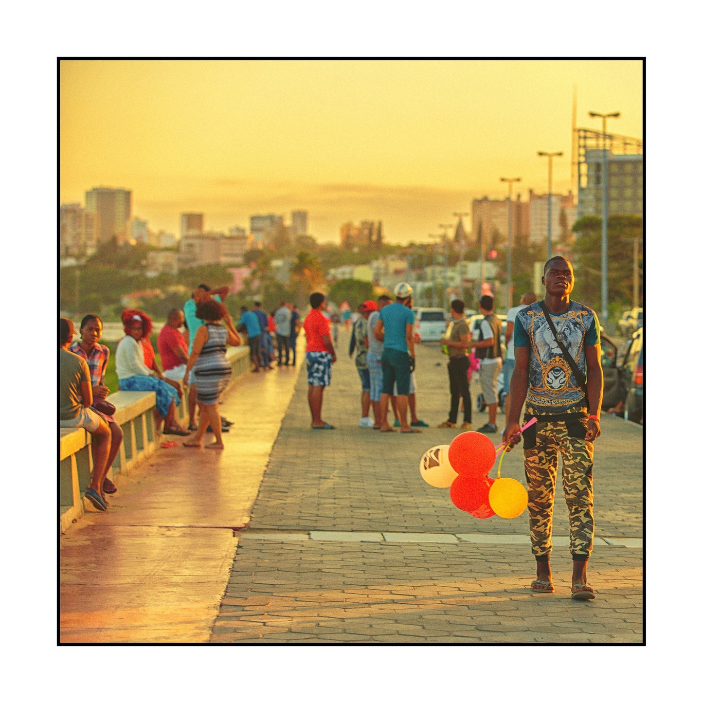 T-SHIRT MOZAMBIQUE / OUTSIDE